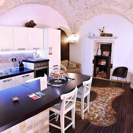 L'Angolo Di Gaudi, Casa Mila Putignano Eksteriør bilde