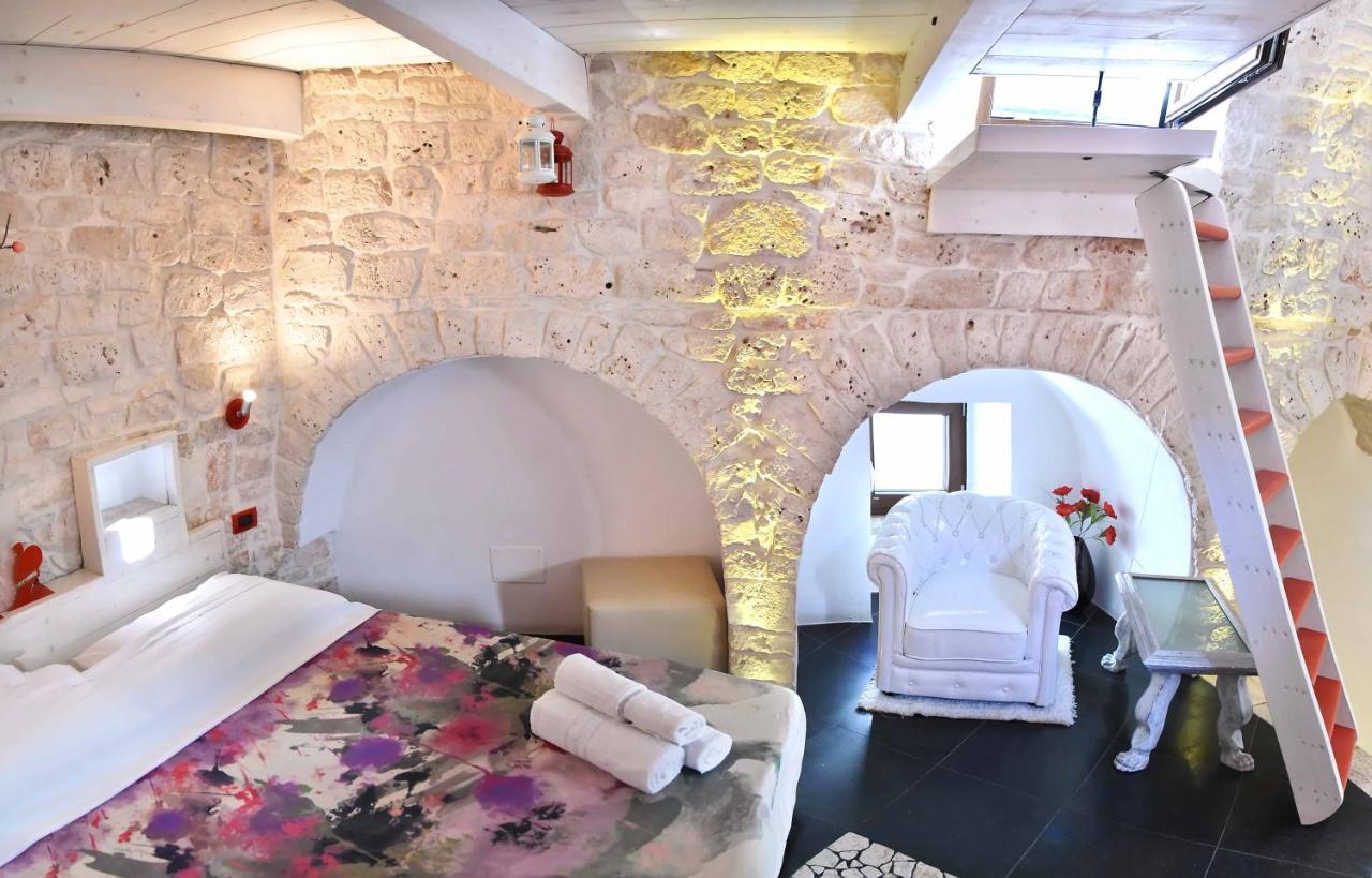 L'Angolo Di Gaudi, Casa Mila Bed & Breakfast Putignano Eksteriør bilde